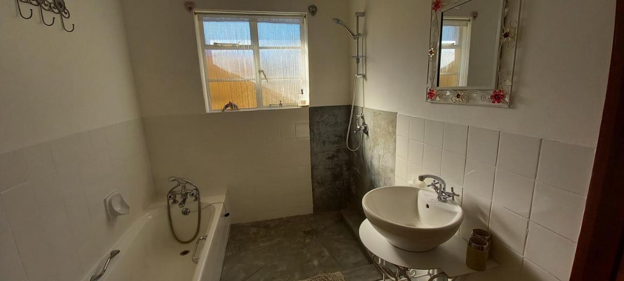 Mitat Guesthouse Beaufort West Ngoại thất bức ảnh