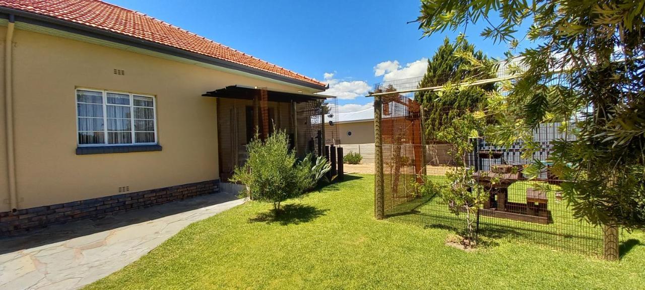Mitat Guesthouse Beaufort West Ngoại thất bức ảnh