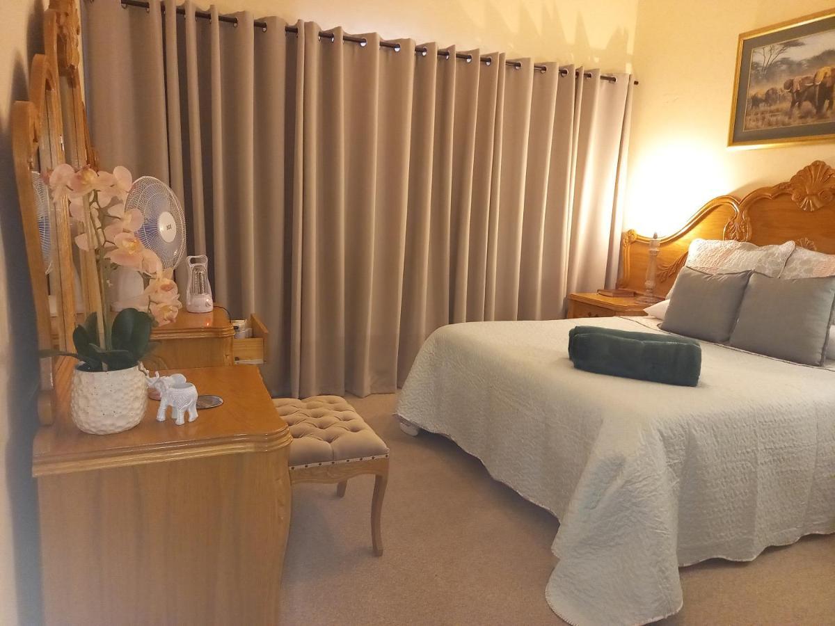 Mitat Guesthouse Beaufort West Ngoại thất bức ảnh